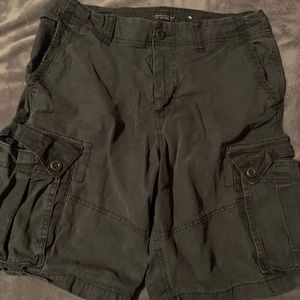 Men’s cargo shorts